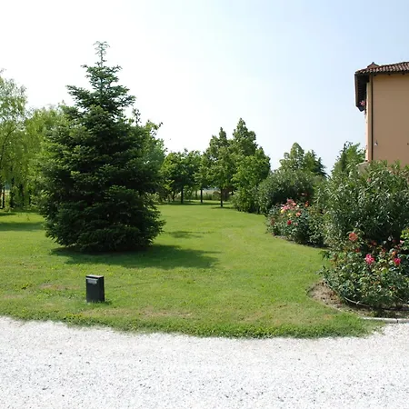 Alloggio per agriturismo Flabeto *